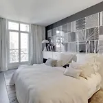 Charming Home Center Of Paris